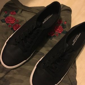 Black American Eagle Sneakers